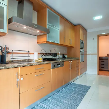 Modern 2-bedroom Flat In Odivelas Apartmán Lisboa