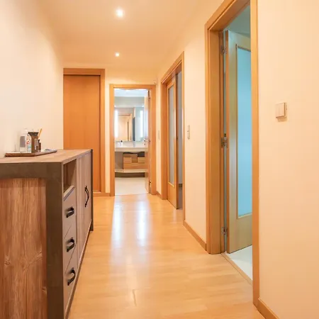 Modern 2-bedroom Flat In Odivelas Apartmán Lisboa